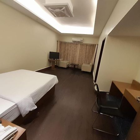 里士满套房酒店 达卡 外观 照片