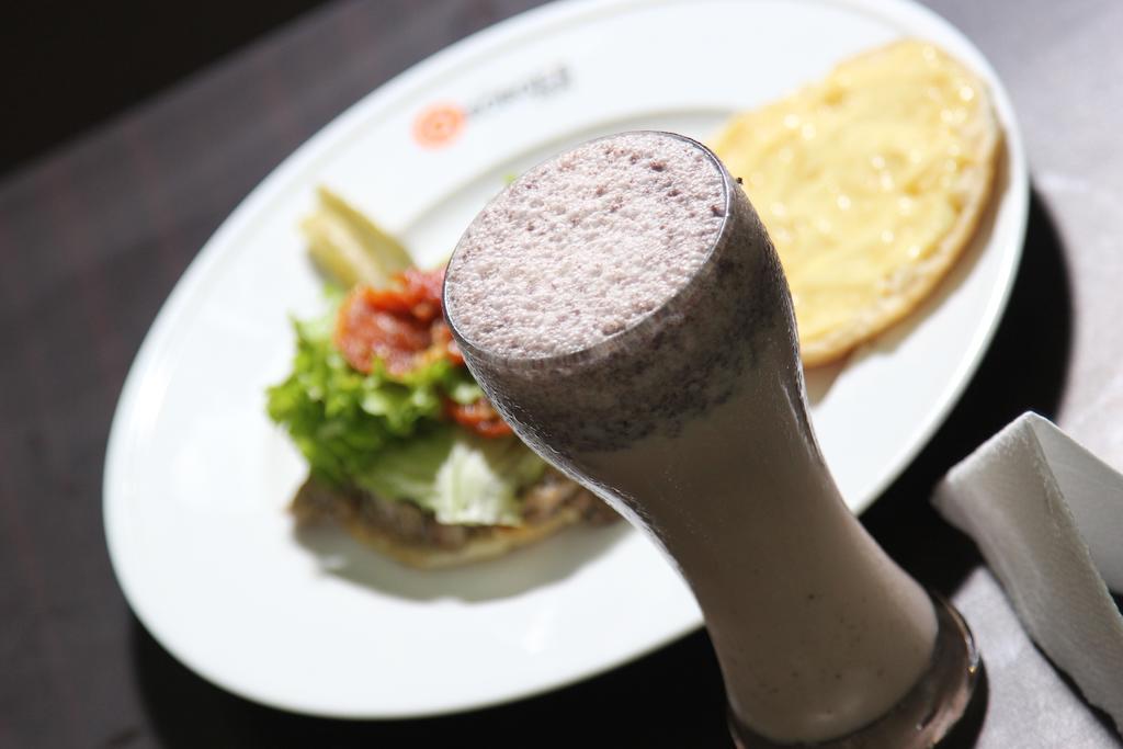 里士满套房酒店 达卡 外观 照片